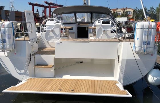 Bavaria C50 The Wind
