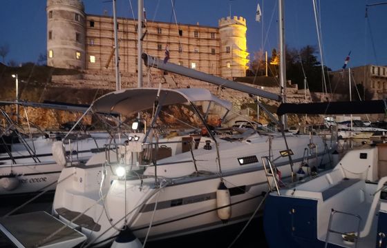 Bavaria Cruiser 36 Tamra