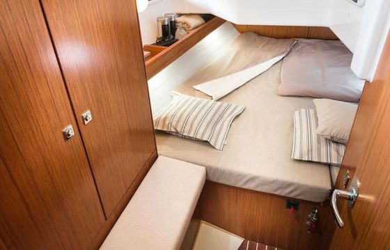 Bavaria Cruiser 34 Eighteen