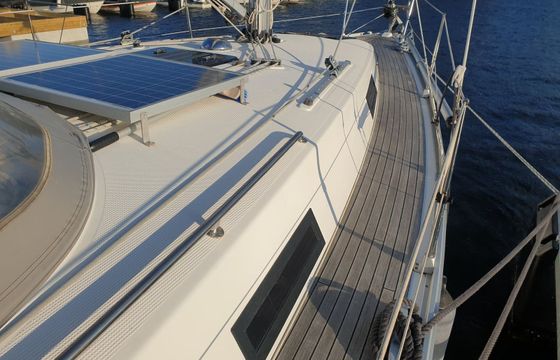 Bavaria Cruiser 32 Aqua Viva
