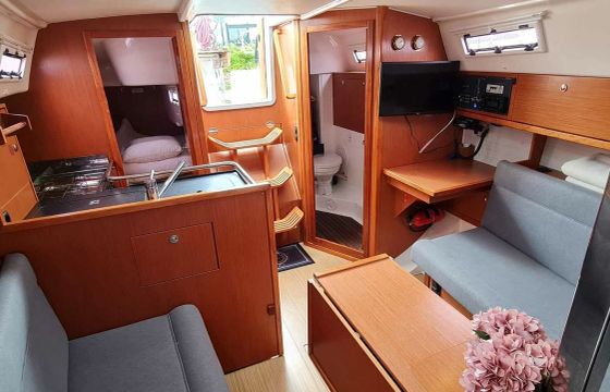Bavaria Cruiser 32 Aqua Viva