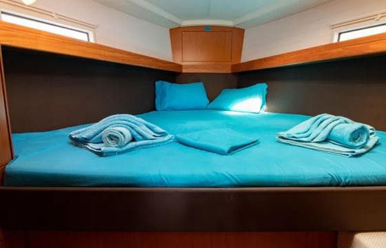 Bavaria Cruiser 37 Angela