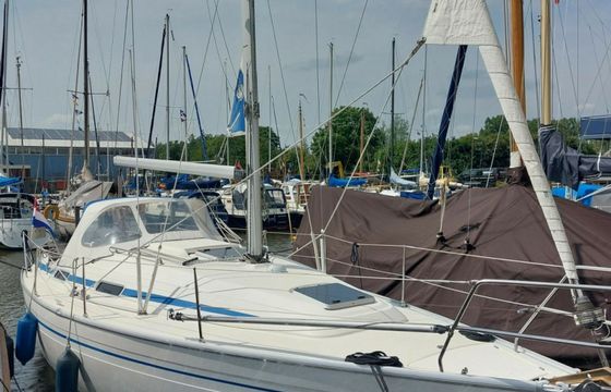 Bavaria Cruiser 32 Jent