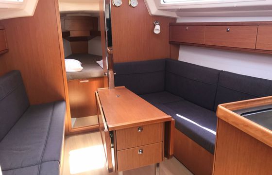 Bavaria Cruiser 33 Brizo