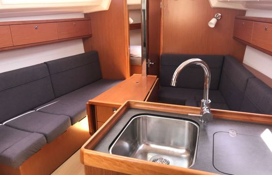 Bavaria Cruiser 33 Brizo