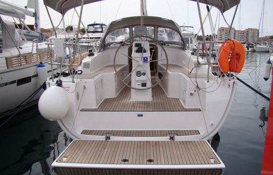 Bavaria Cruiser 33 Nova