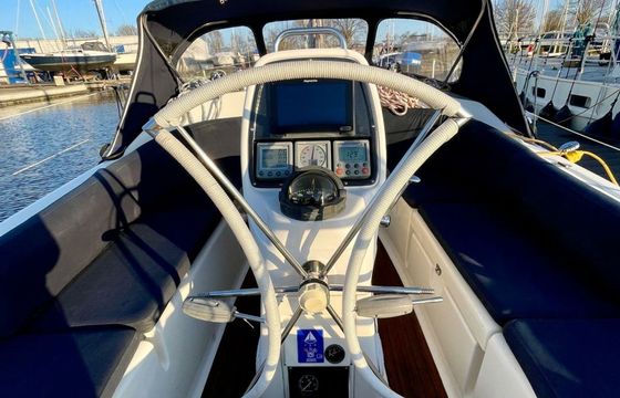 Bavaria Cruiser 33 Lila