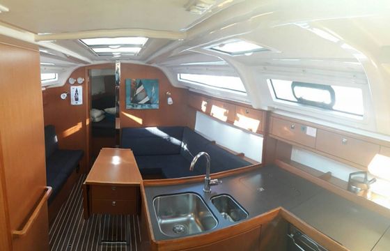 Bavaria Cruiser 37 John K