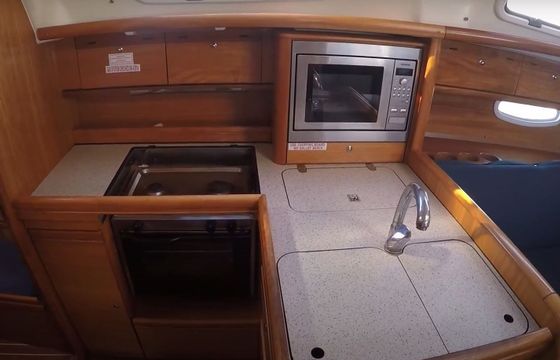 Bavaria Cruiser 34 Evi