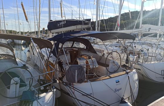 Bavaria Cruiser 37 Mayan
