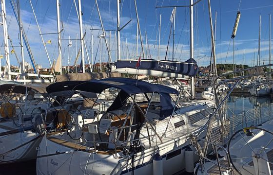 Bavaria Cruiser 37 Mayan