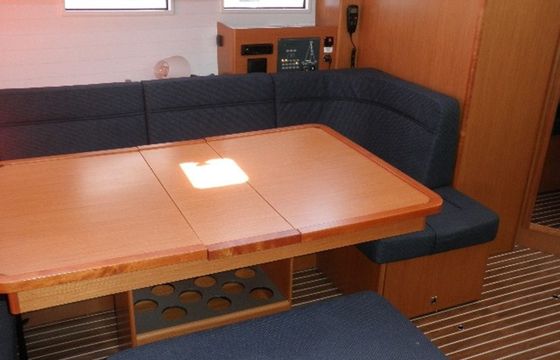 Bavaria Cruiser 34 Tika