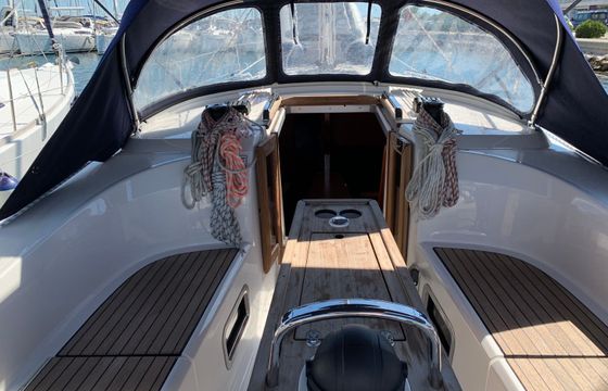 Bavaria Cruiser 34 Lotus