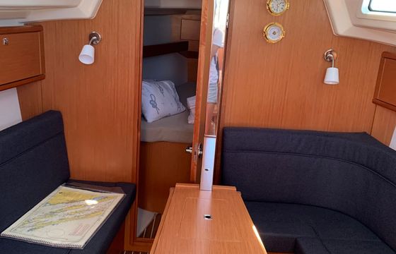 Bavaria Cruiser 34 Lotus