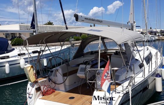 Bavaria Cruiser 37 Misac