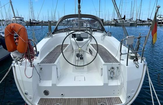 Bavaria Cruiser 32 Honer