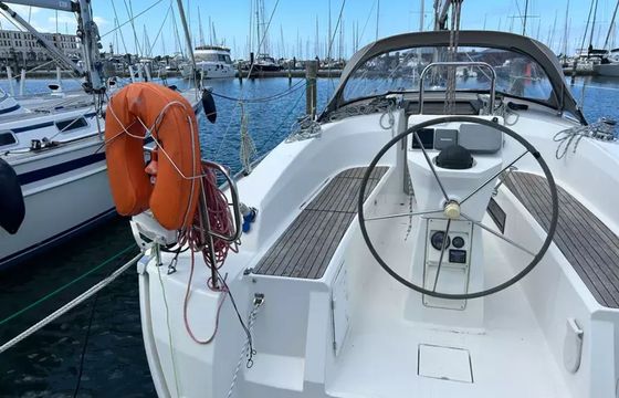Bavaria Cruiser 32 Honer