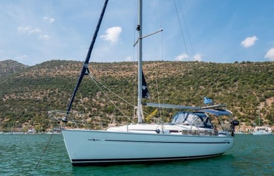 Bavaria Cruiser 32 Lila