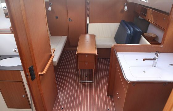 Bavaria Cruiser 36 Leukothea