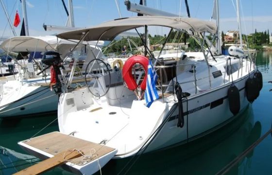 Bavaria Cruiser 37 Anemos