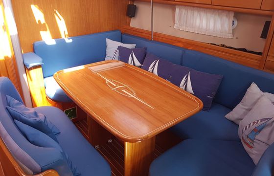 Bavaria Cruiser 40 Madrugada