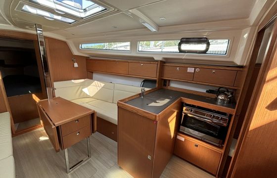 Bavaria Cruiser 34 3 Lune