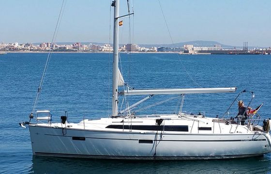 Bavaria Cruiser 37 Black Pearl