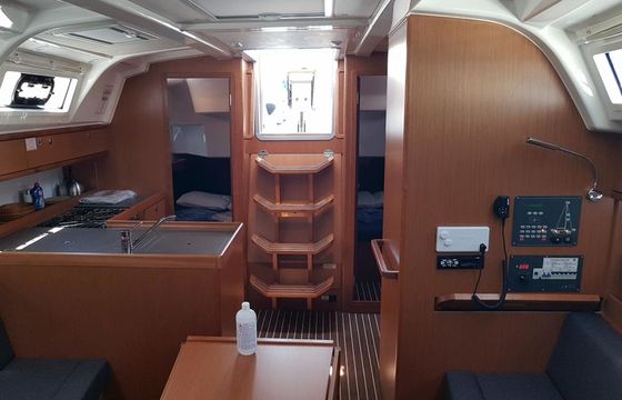 Bavaria Cruiser 37 Crush