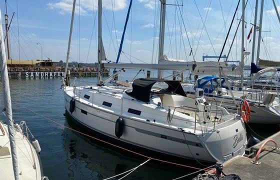 Bavaria Cruiser 36 Bella
