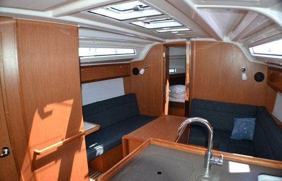 Bavaria Cruiser 37 Hana