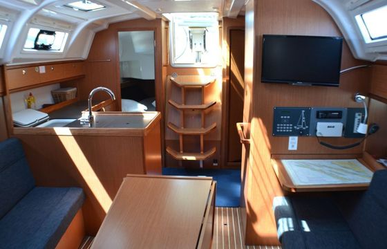 Bavaria Cruiser 37 Hana