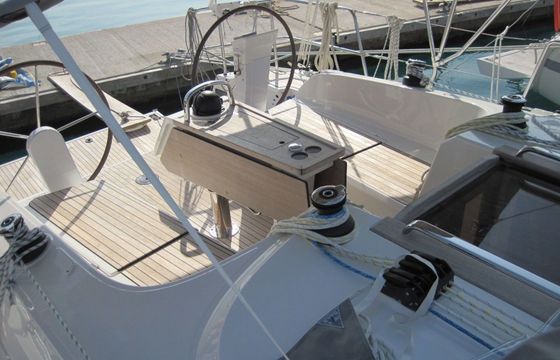 Bavaria Cruiser 37 Jane 2
