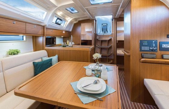 Bavaria Cruiser 37 Eugenia
