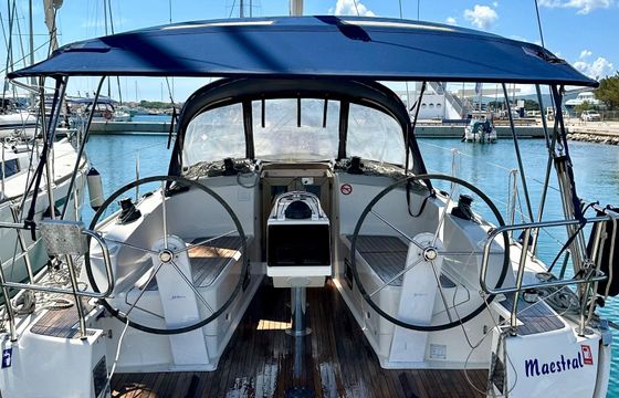 Bavaria Cruiser 37 Maestral