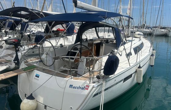 Bavaria Cruiser 37 Maestral