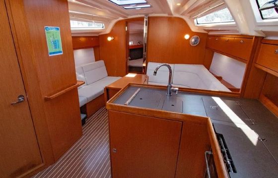Bavaria Cruiser 37 Iwona