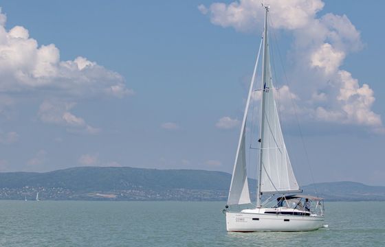 Bavaria Cruiser 37 Como