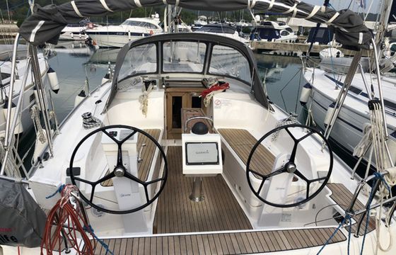 Bavaria Cruiser 37 Mojito