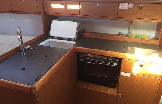 Bavaria Cruiser 37 Julia