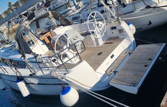 Bavaria Cruiser 37 Kata