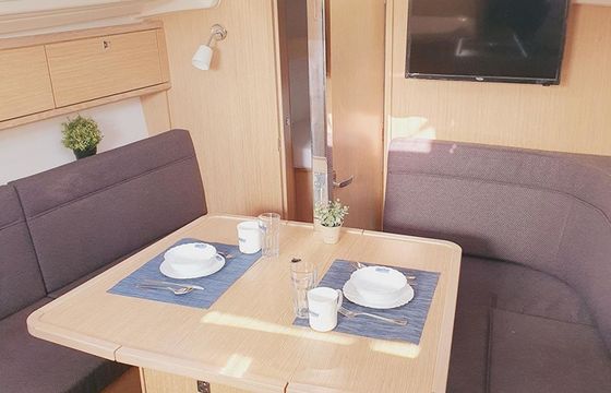 Bavaria Cruiser 34 Pace