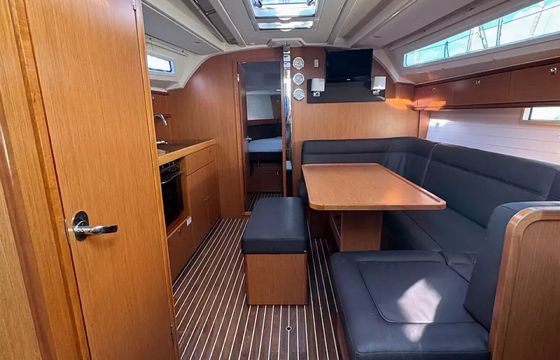 Bavaria Cruiser 41 Maestral