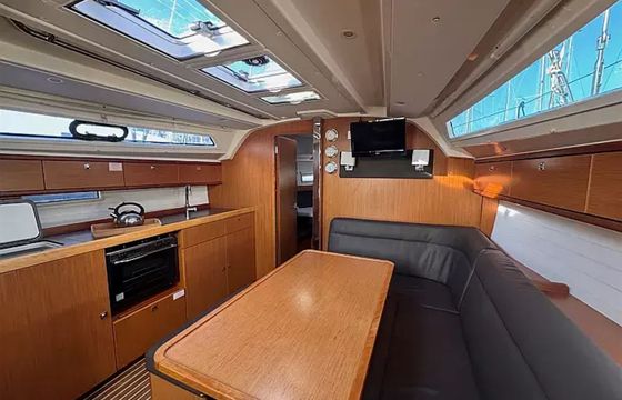 Bavaria Cruiser 41 Maestral