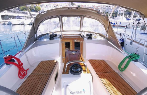 Bavaria Cruiser 37 Maci