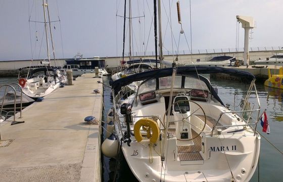 Bavaria Cruiser 37 Mara 2