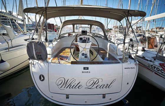 Bavaria Cruiser 36 White Pearl