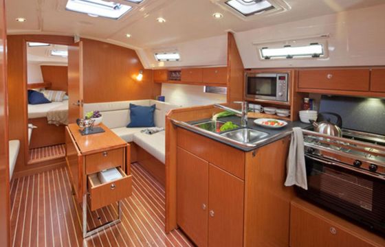 Bavaria Cruiser 36 Zenith 3