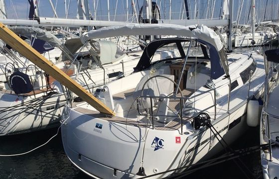 Bavaria Cruiser 37 Whiff