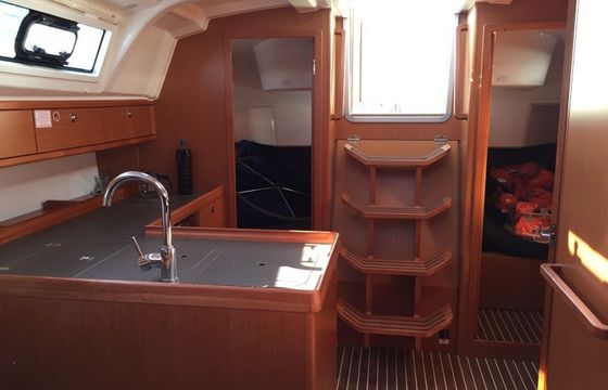 Bavaria Cruiser 37 Whiff
