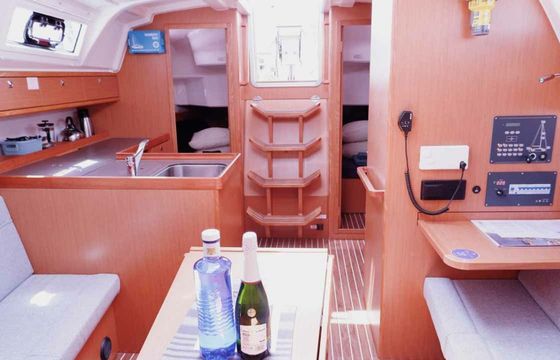 Bavaria Cruiser 37 Catalina